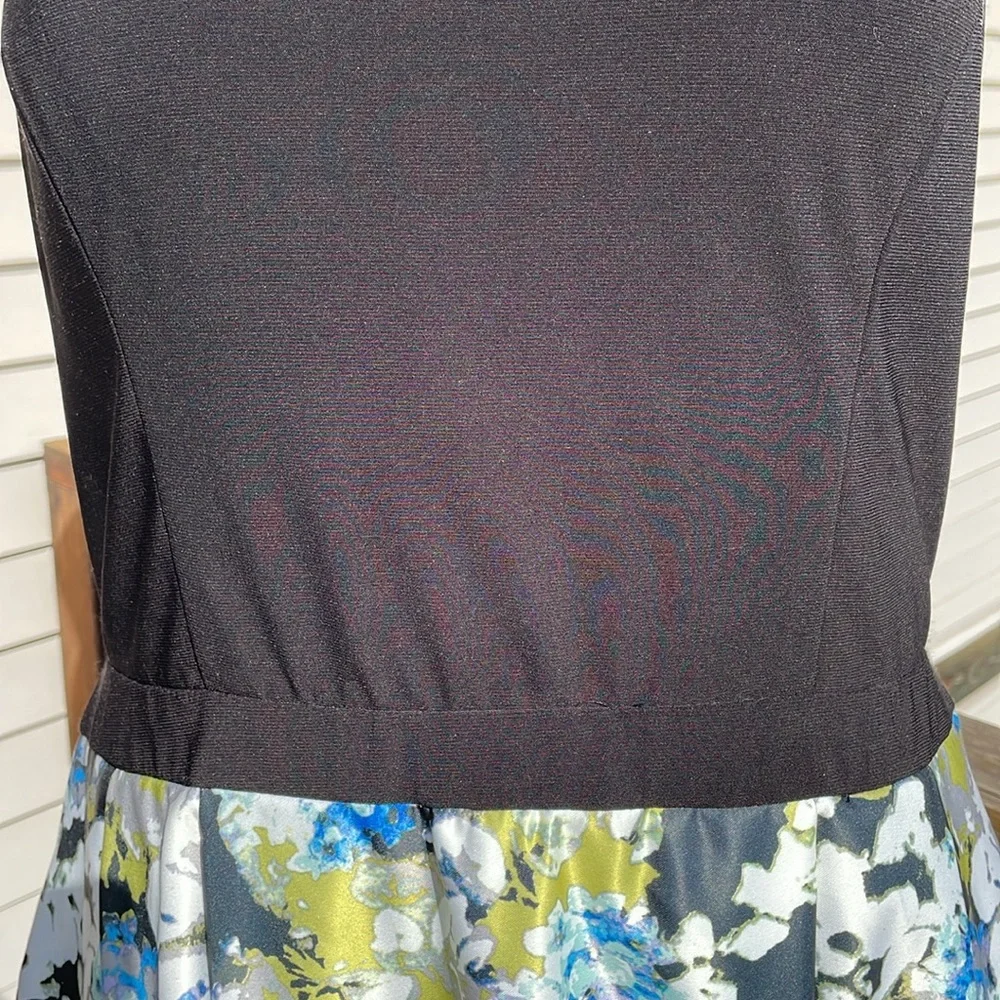 Gorgeous Halter Gown by Blondie Nites - Picture 10 of 17